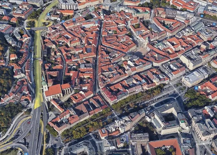 Design In Old Town-free Parking-balcony Apartament