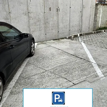 Design In Old Town-free Parking-balcony アパート ブラチスラヴァ