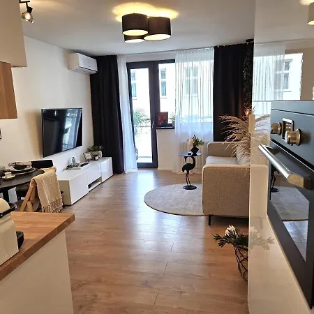 شقة Design In Old Town-free Parking-balcony